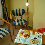 Oscar Hotel