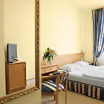 Hotel Oscar Truskawez