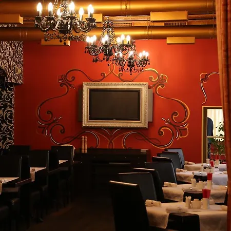 Oscar Hotel 3*