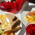 Oscar ホテル 3*