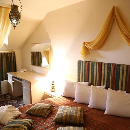 Hotel Oscar 3*