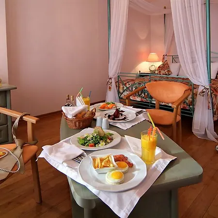 Oscar Hotel 3*